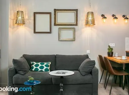 Apartment Les Boulevards Paris